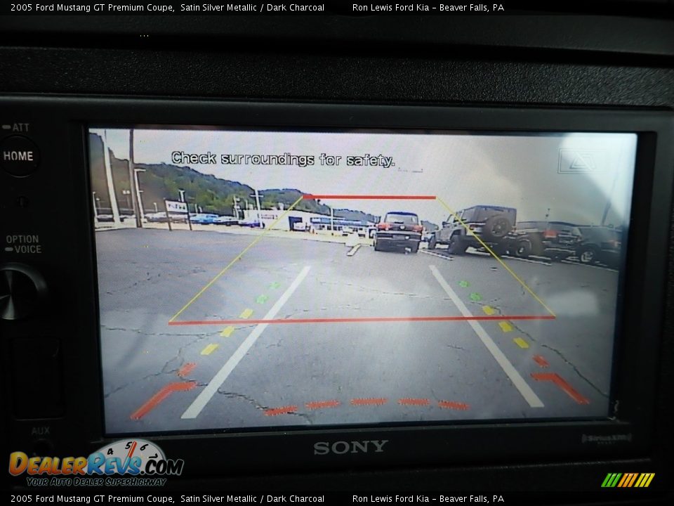 2005 Ford Mustang GT Premium Coupe Satin Silver Metallic / Dark Charcoal Photo #18