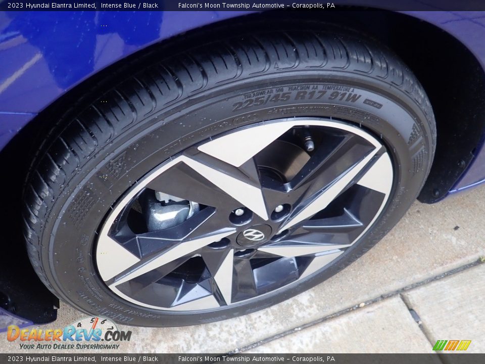 2023 Hyundai Elantra Limited Wheel Photo #10