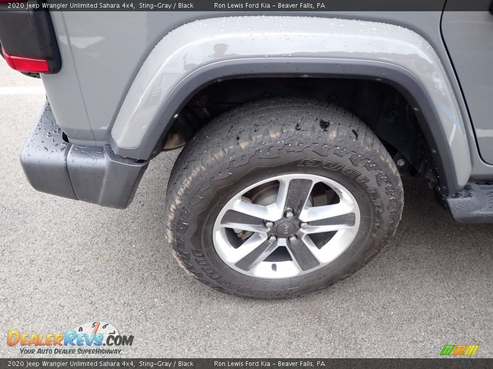 2020 Jeep Wrangler Unlimited Sahara 4x4 Sting-Gray / Black Photo #5