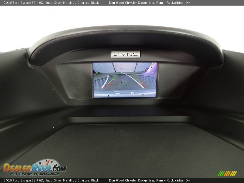 2016 Ford Escape SE 4WD Ingot Silver Metallic / Charcoal Black Photo #2