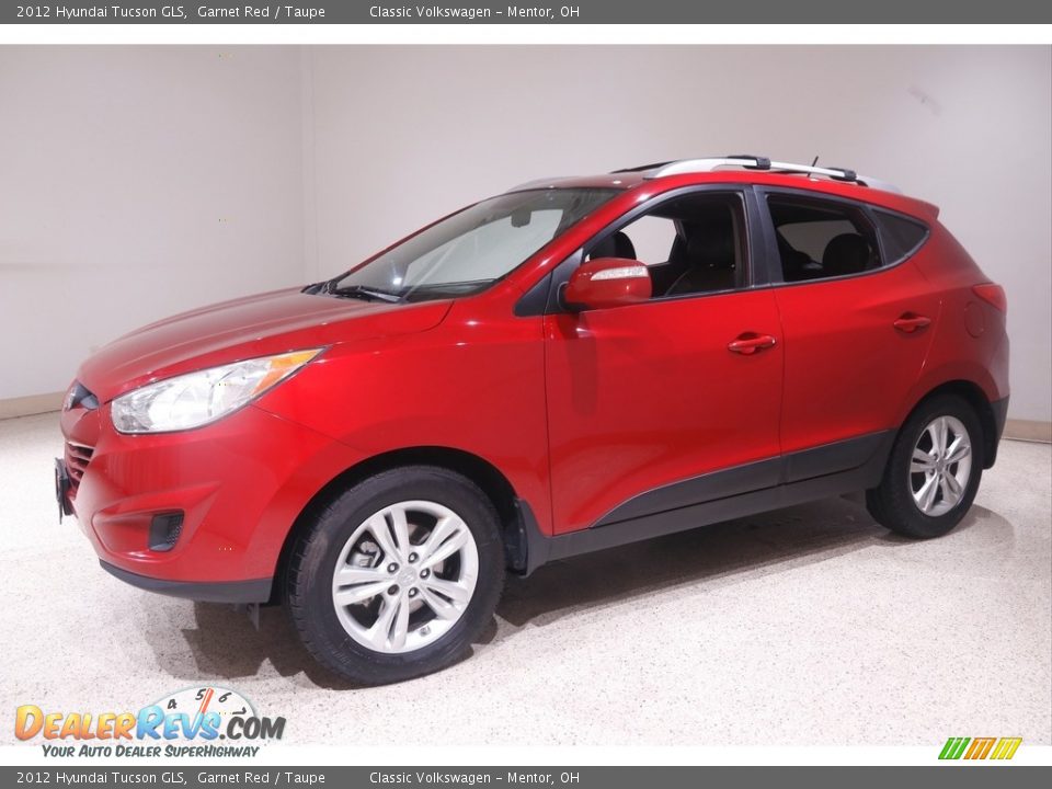 2012 Hyundai Tucson GLS Garnet Red / Taupe Photo #3