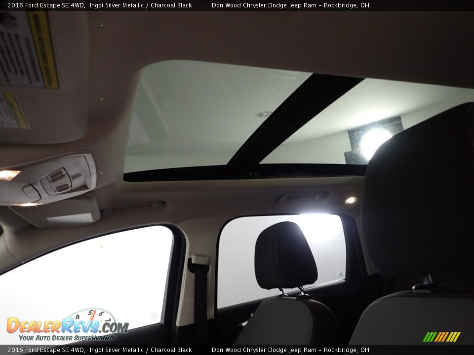 2016 Ford Escape SE 4WD Ingot Silver Metallic / Charcoal Black Photo #3