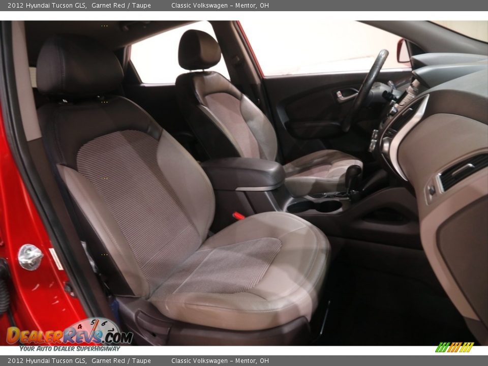 2012 Hyundai Tucson GLS Garnet Red / Taupe Photo #14