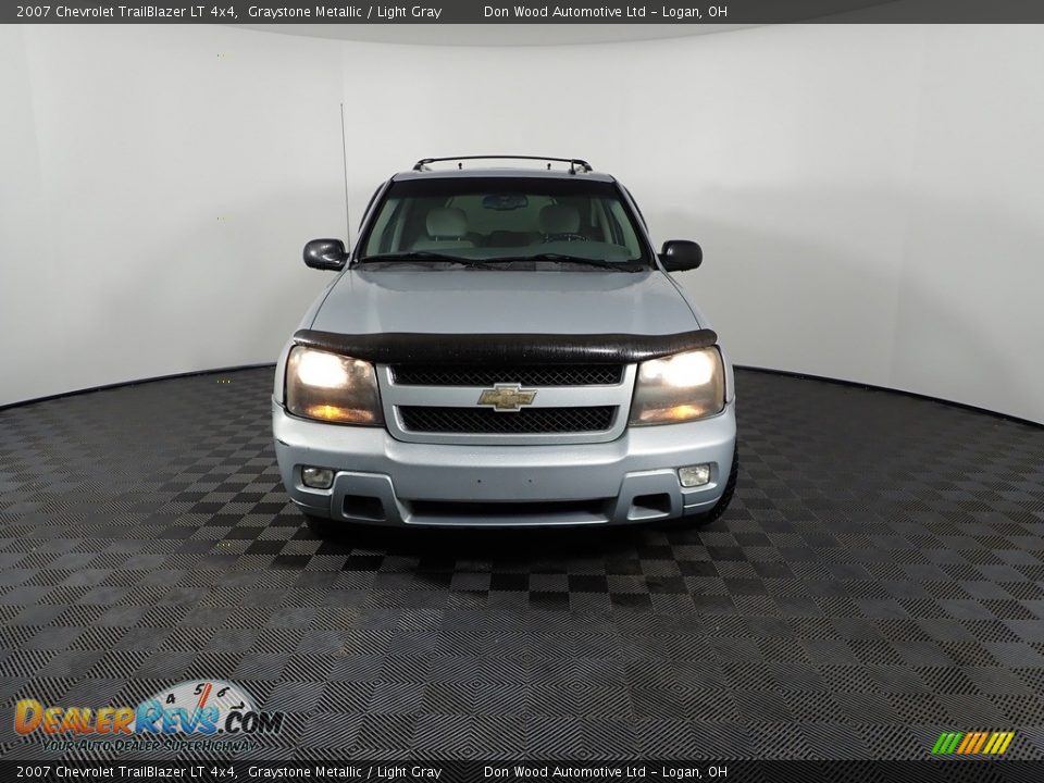2007 Chevrolet TrailBlazer LT 4x4 Graystone Metallic / Light Gray Photo #2