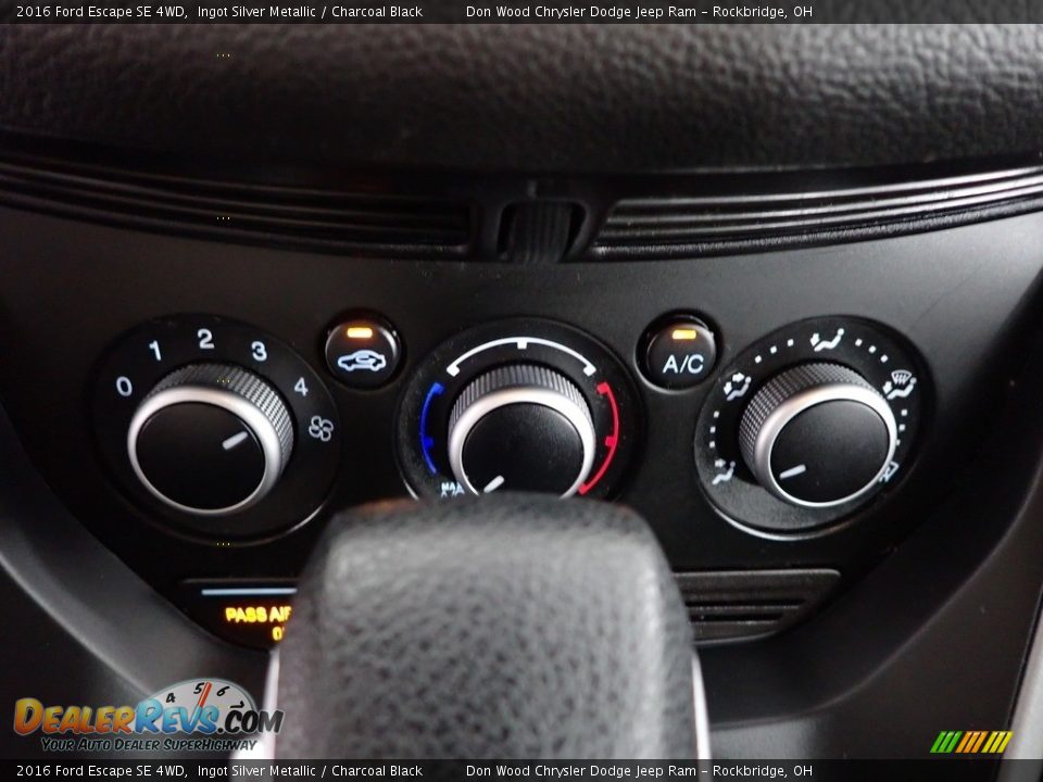 2016 Ford Escape SE 4WD Ingot Silver Metallic / Charcoal Black Photo #21