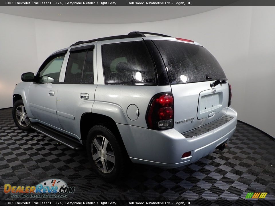 2007 Chevrolet TrailBlazer LT 4x4 Graystone Metallic / Light Gray Photo #4