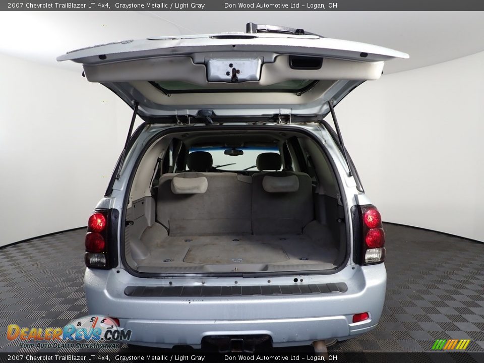 2007 Chevrolet TrailBlazer LT 4x4 Graystone Metallic / Light Gray Photo #6
