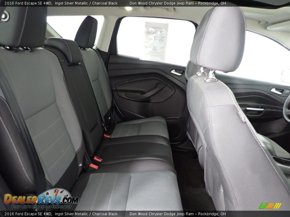 2016 Ford Escape SE 4WD Ingot Silver Metallic / Charcoal Black Photo #30
