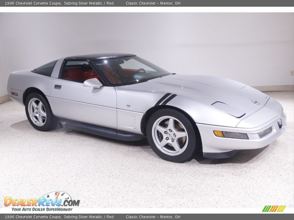 Sebring Silver Metallic 1996 Chevrolet Corvette Coupe Photo #1