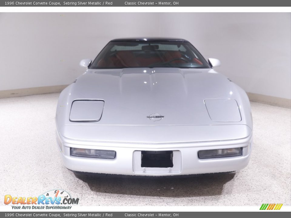 1996 Chevrolet Corvette Coupe Sebring Silver Metallic / Red Photo #2