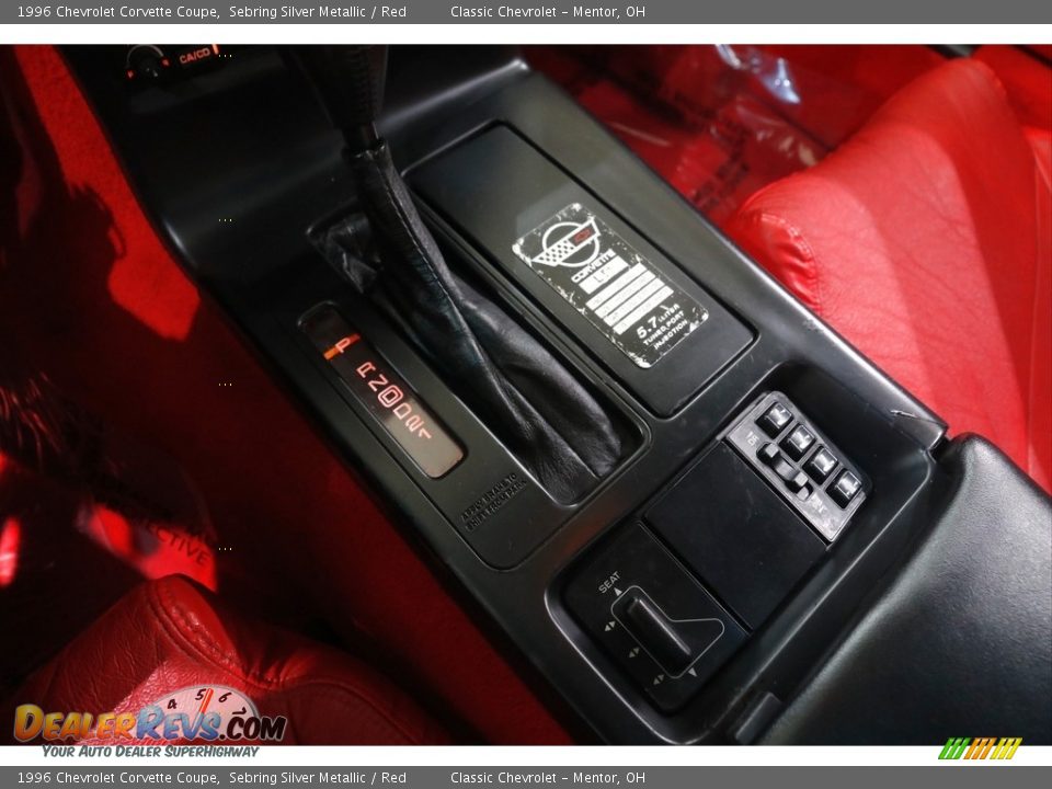 1996 Chevrolet Corvette Coupe Shifter Photo #12