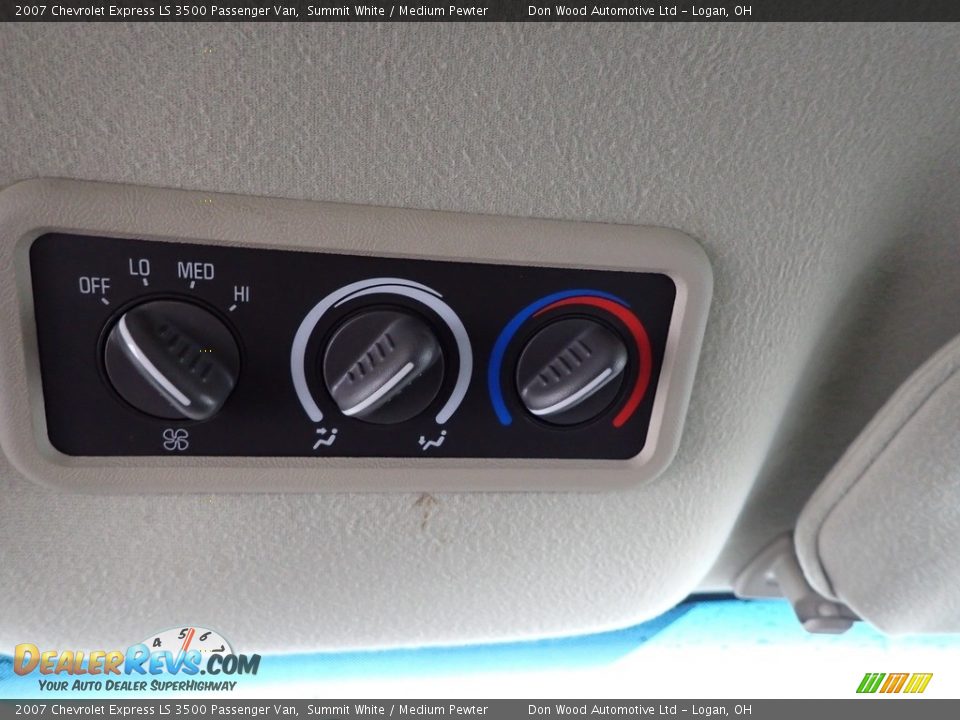 2007 Chevrolet Express LS 3500 Passenger Van Summit White / Medium Pewter Photo #16