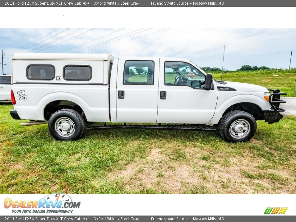 2011 Ford F250 Super Duty XLT Crew Cab 4x4 Oxford White / Steel Gray Photo #3