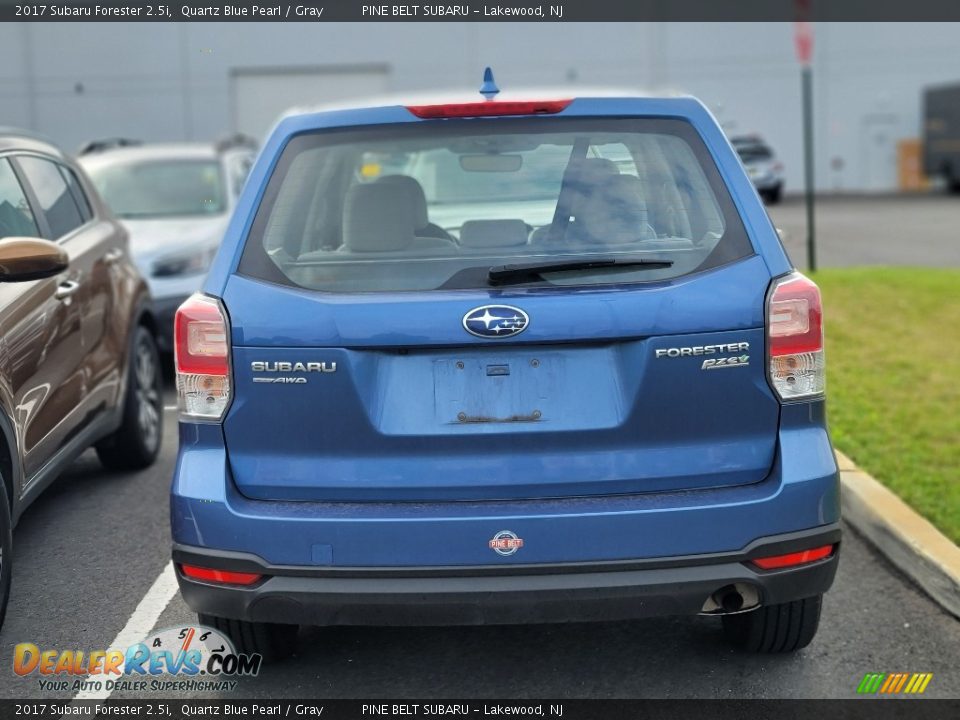 2017 Subaru Forester 2.5i Quartz Blue Pearl / Gray Photo #6