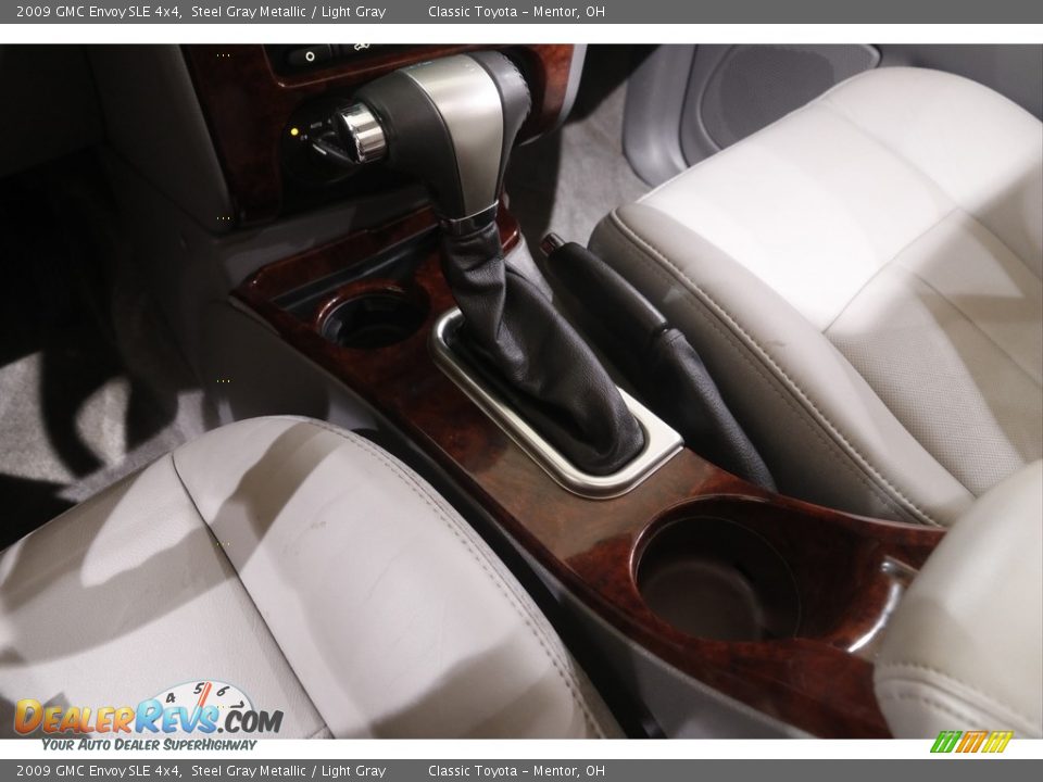 2009 GMC Envoy SLE 4x4 Shifter Photo #11