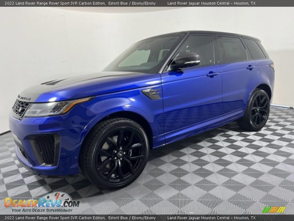 Front 3/4 View of 2022 Land Rover Range Rover Sport SVR Carbon Edition Photo #1