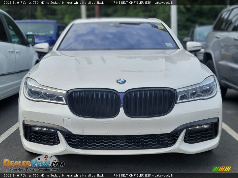 2018 BMW 7 Series 750i xDrive Sedan Mineral White Metallic / Black Photo #2