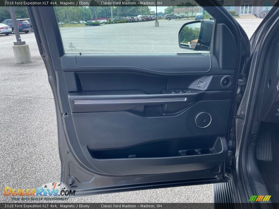 2018 Ford Expedition XLT 4x4 Magnetic / Ebony Photo #13