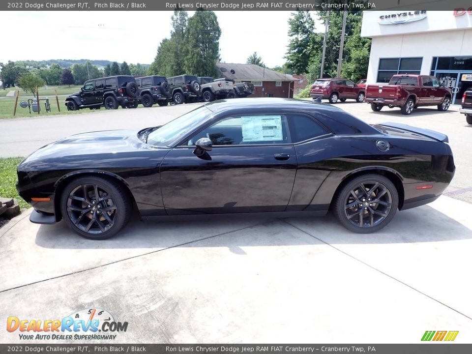 2022 Dodge Challenger R/T Pitch Black / Black Photo #2