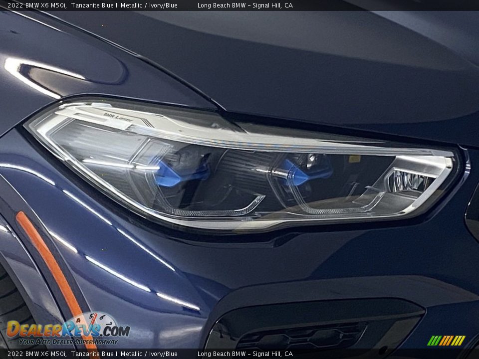 2022 BMW X6 M50i Tanzanite Blue II Metallic / Ivory/Blue Photo #4