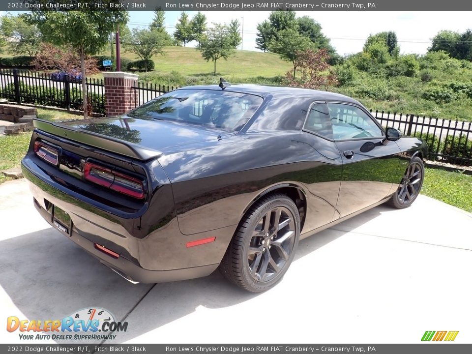 2022 Dodge Challenger R/T Pitch Black / Black Photo #5