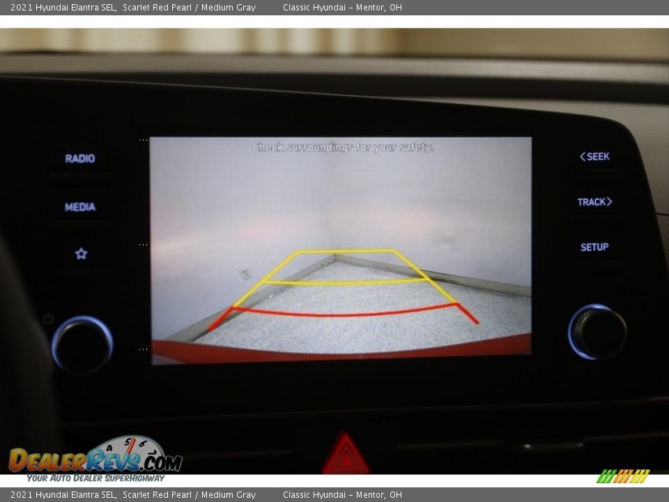 2021 Hyundai Elantra SEL Scarlet Red Pearl / Medium Gray Photo #11