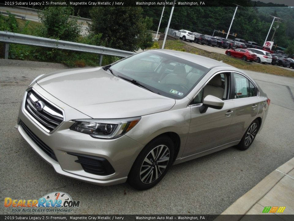 2019 Subaru Legacy 2.5i Premium Magnetite Gray Metallic / Ivory Photo #13