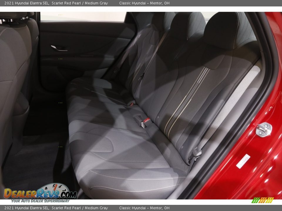 2021 Hyundai Elantra SEL Scarlet Red Pearl / Medium Gray Photo #17