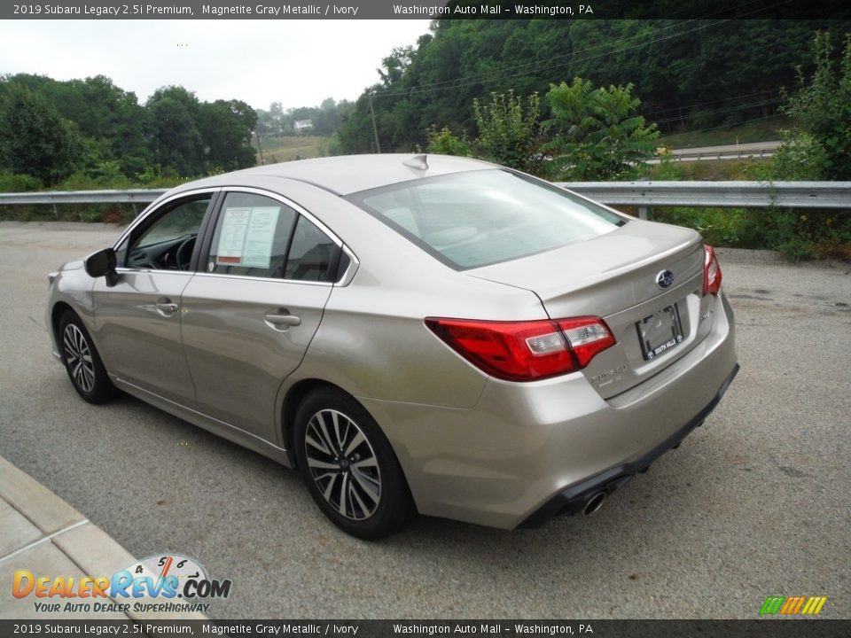 2019 Subaru Legacy 2.5i Premium Magnetite Gray Metallic / Ivory Photo #15