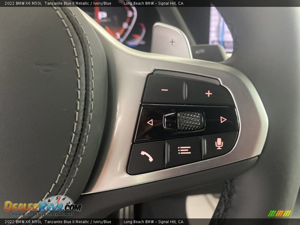 2022 BMW X6 M50i Steering Wheel Photo #17