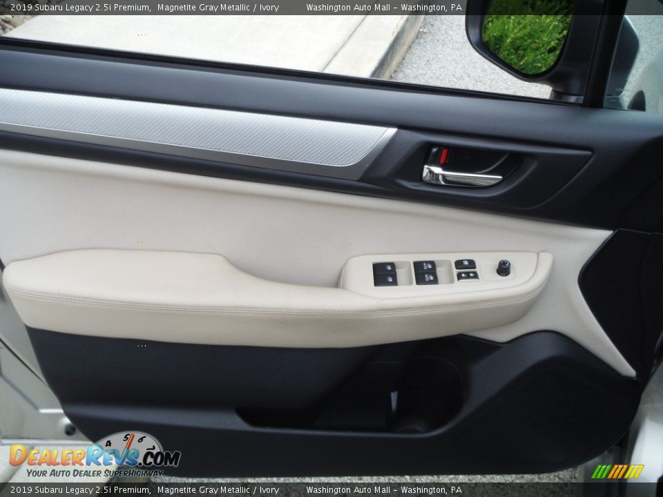 2019 Subaru Legacy 2.5i Premium Magnetite Gray Metallic / Ivory Photo #22