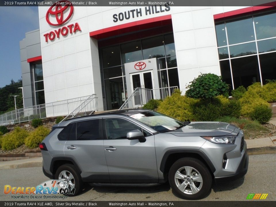 2019 Toyota RAV4 XLE AWD Silver Sky Metallic / Black Photo #2