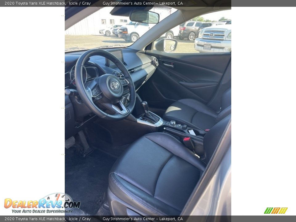 2020 Toyota Yaris XLE Hatchback Icicle / Gray Photo #9