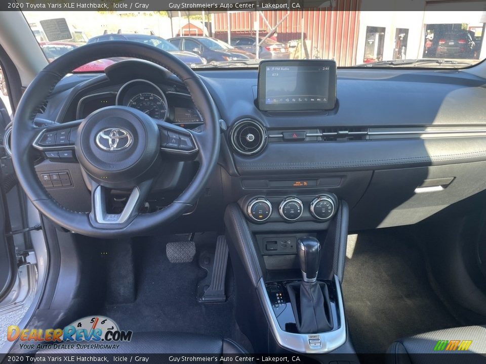 2020 Toyota Yaris XLE Hatchback Icicle / Gray Photo #10