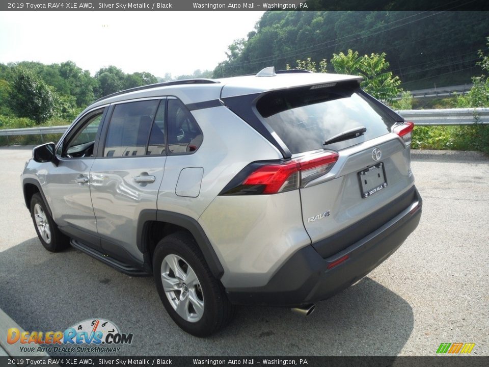 2019 Toyota RAV4 XLE AWD Silver Sky Metallic / Black Photo #18