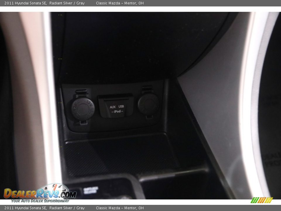 2011 Hyundai Sonata SE Radiant Silver / Gray Photo #11