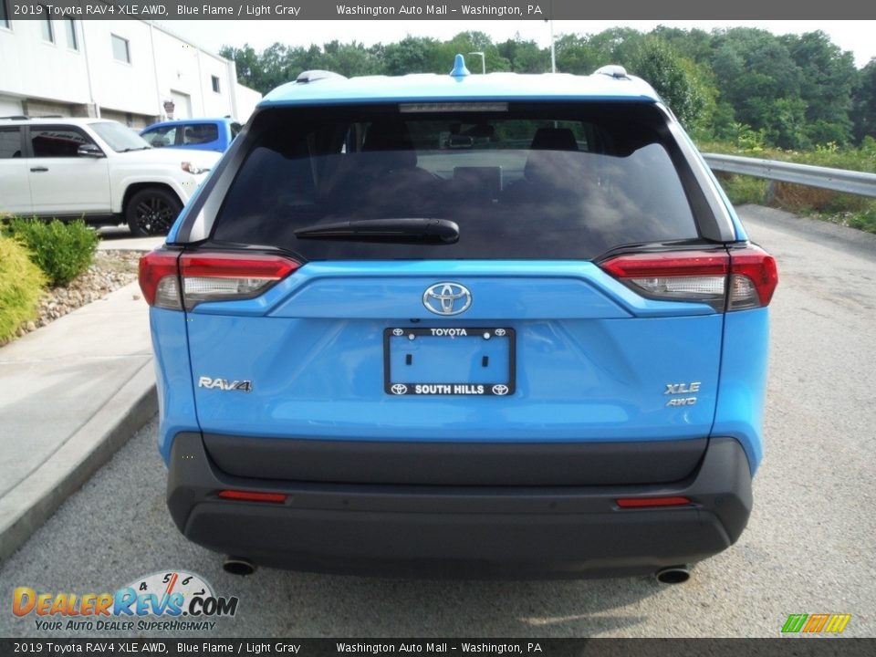 2019 Toyota RAV4 XLE AWD Blue Flame / Light Gray Photo #16