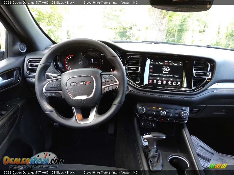 2022 Dodge Durango SXT AWD DB Black / Black Photo #18