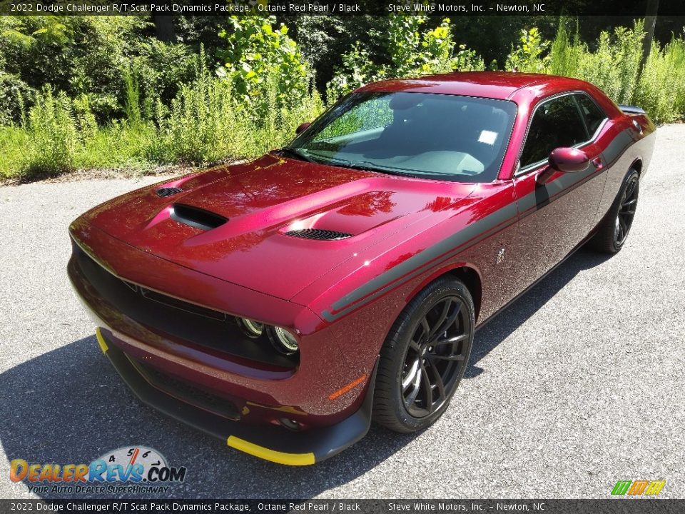 2022 Dodge Challenger R/T Scat Pack Dynamics Package Octane Red Pearl / Black Photo #2