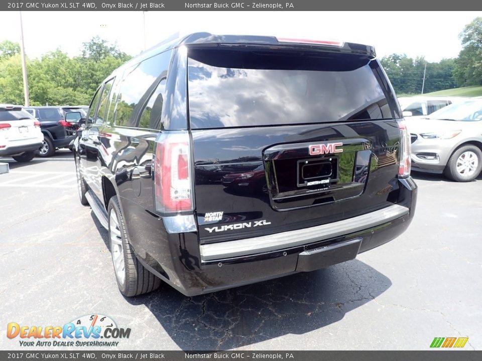 2017 GMC Yukon XL SLT 4WD Onyx Black / Jet Black Photo #4