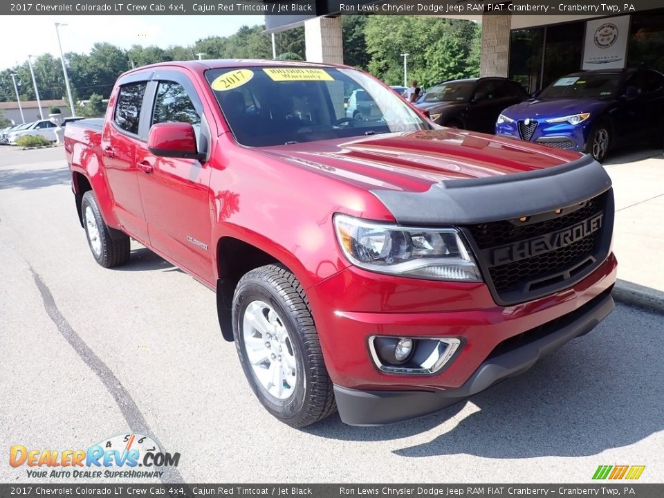 2017 Chevrolet Colorado LT Crew Cab 4x4 Cajun Red Tintcoat / Jet Black Photo #2