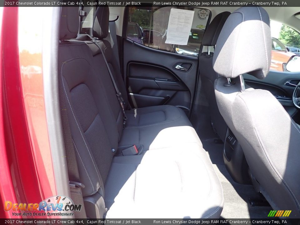 2017 Chevrolet Colorado LT Crew Cab 4x4 Cajun Red Tintcoat / Jet Black Photo #10