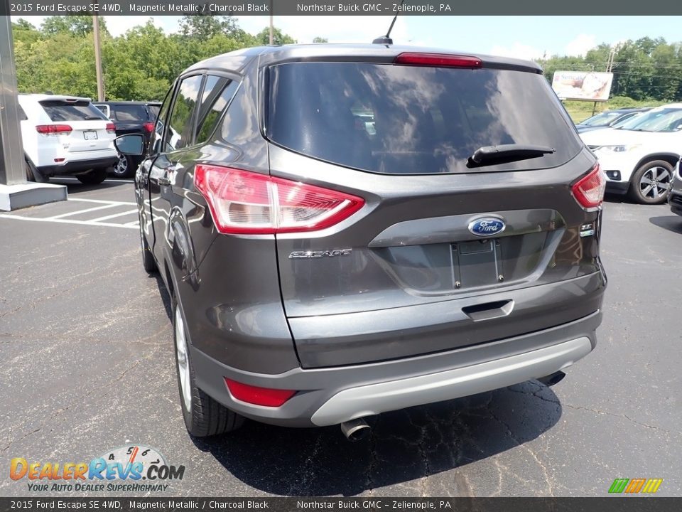 2015 Ford Escape SE 4WD Magnetic Metallic / Charcoal Black Photo #4