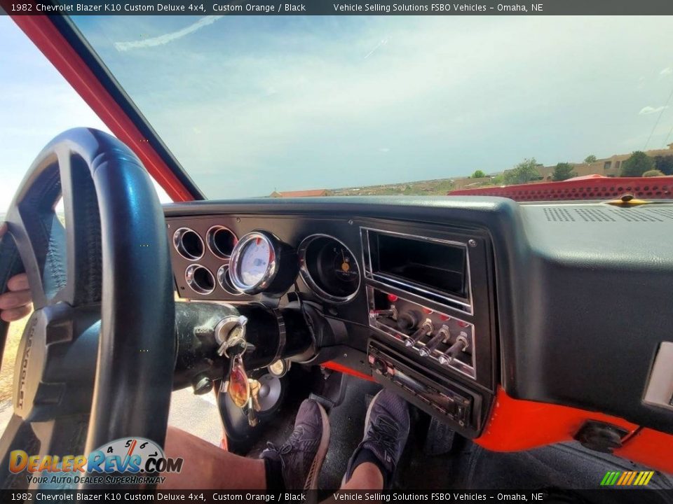 Controls of 1982 Chevrolet Blazer K10 Custom Deluxe 4x4 Photo #6