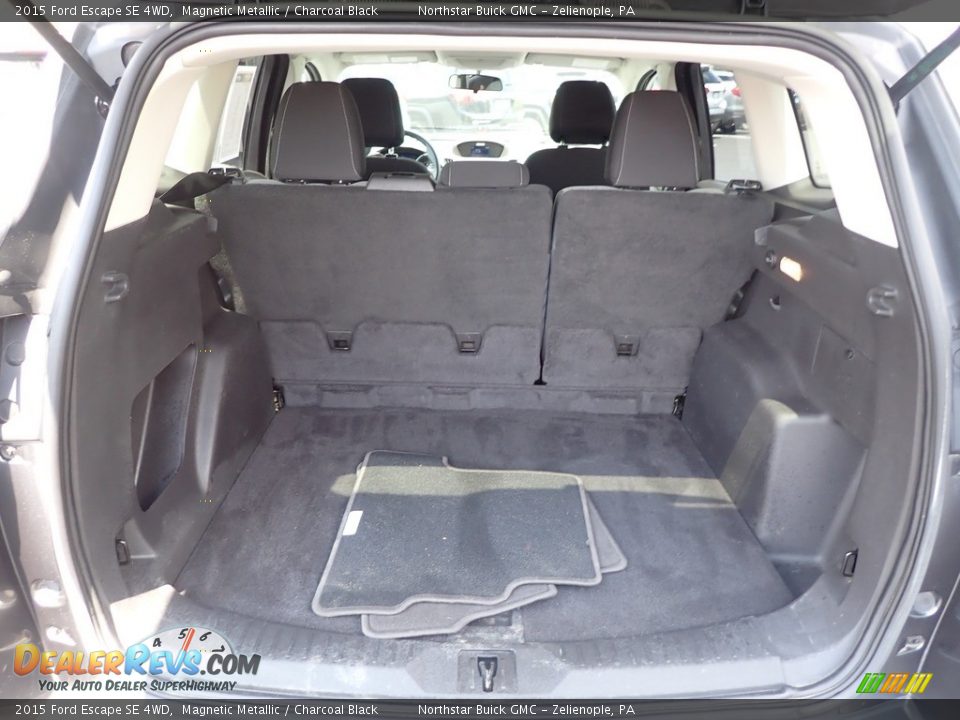 2015 Ford Escape SE 4WD Magnetic Metallic / Charcoal Black Photo #17