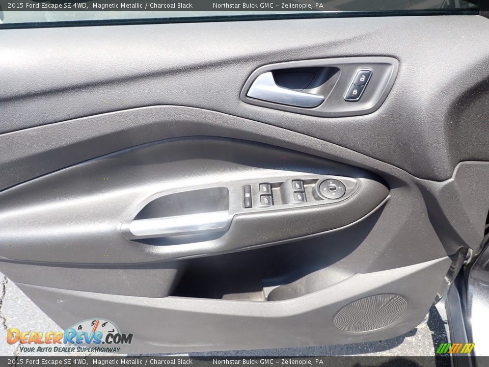 2015 Ford Escape SE 4WD Magnetic Metallic / Charcoal Black Photo #22