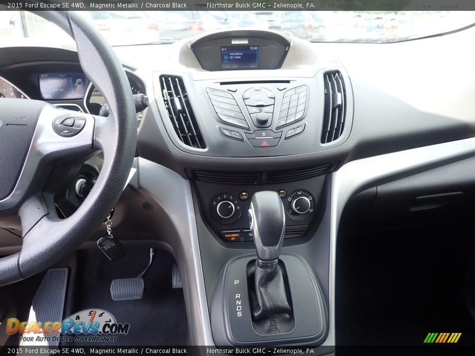 2015 Ford Escape SE 4WD Magnetic Metallic / Charcoal Black Photo #23