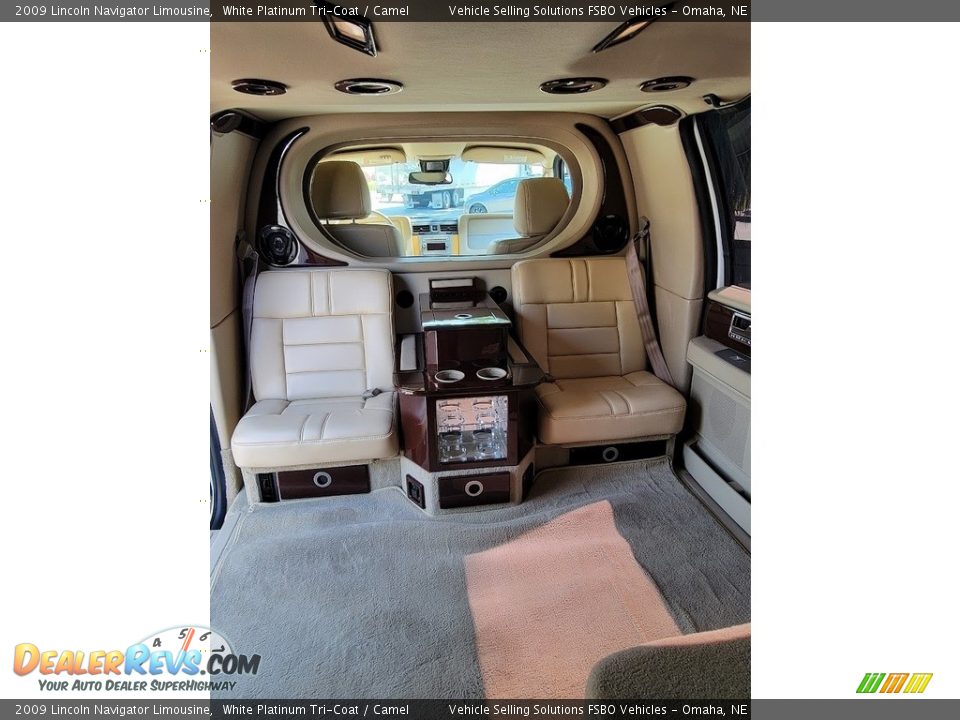 Rear Seat of 2009 Lincoln Navigator Limousine Photo #6