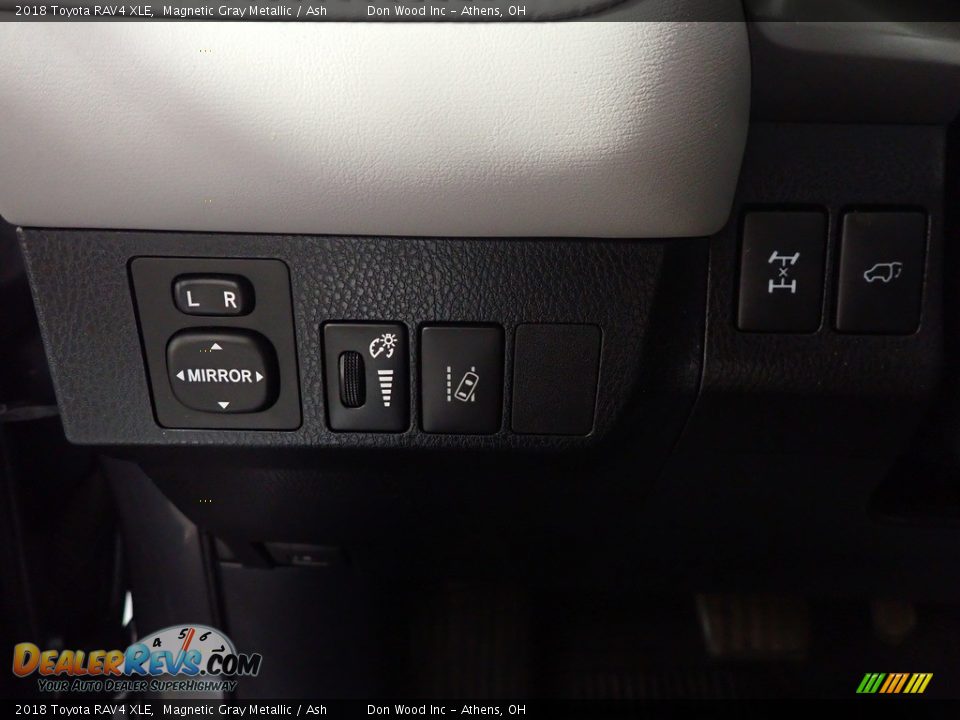 2018 Toyota RAV4 XLE Magnetic Gray Metallic / Ash Photo #34