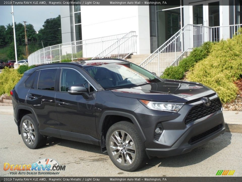 2019 Toyota RAV4 XLE AWD Magnetic Gray Metallic / Light Gray Photo #1